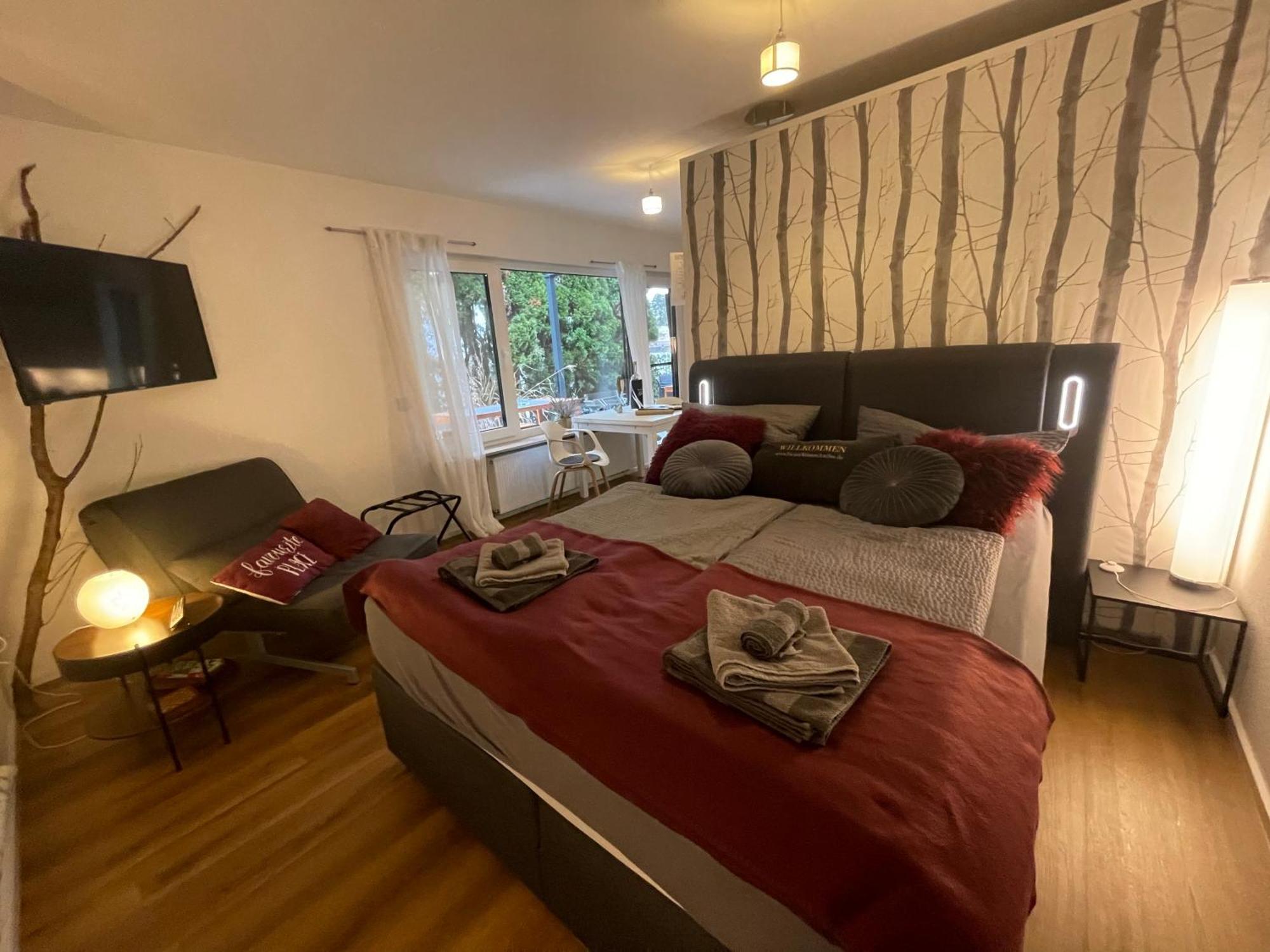 Rosmarin - Kuschelige Fewo - Romantik & Entspannung Im Whirlpool Auf Privater Terrasse, Ruhe & Hund Willkommen - By Ferienwohnenamsee - อูเบอร์ลิงเงน ภายนอก รูปภาพ